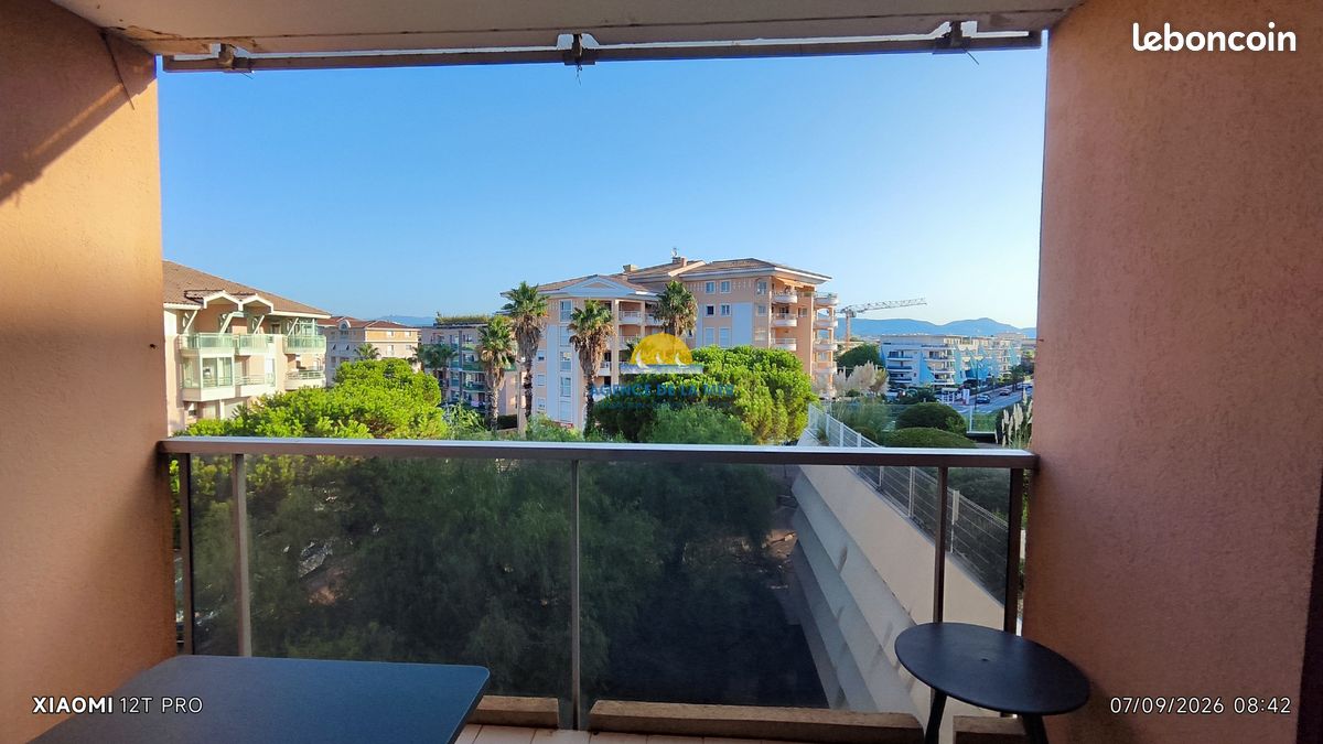 Appartement 1 pièce 27 m² · à Fréjus · 27 m² · 650 €/mois