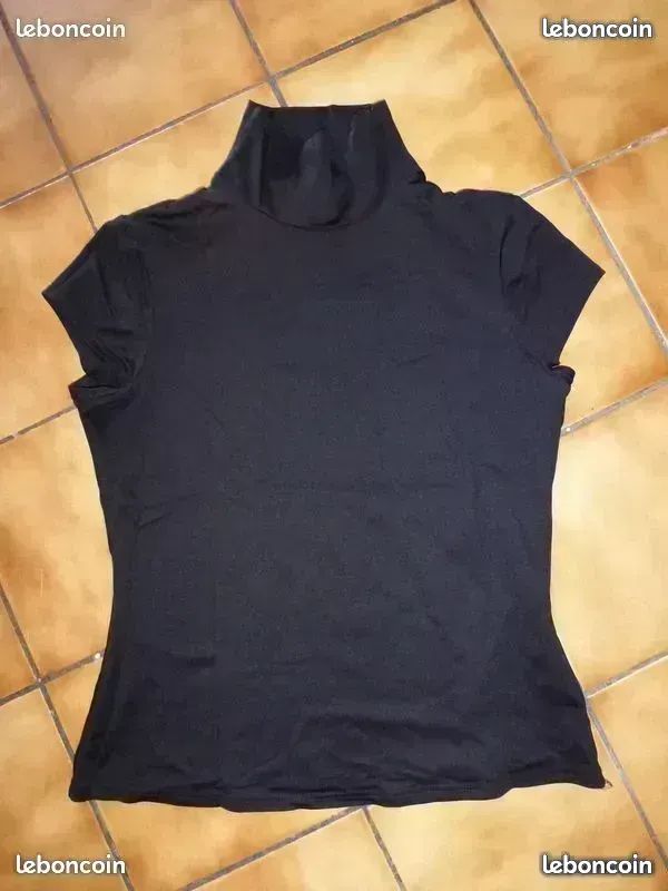 Haut femme col montant trés moulant élasthanne noir taille M (image 1)