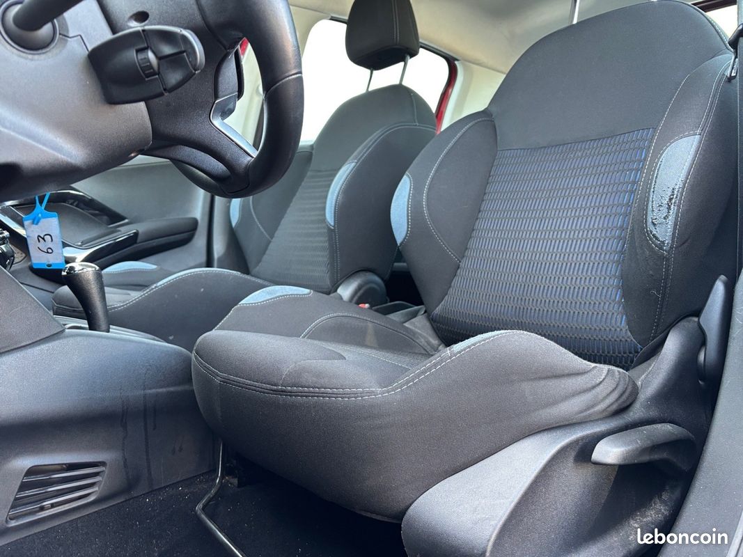 GARANTE 12 MOIS / Crit'air 1 / PEUGEOT 208 / AUTOMATIQUE (image 5)