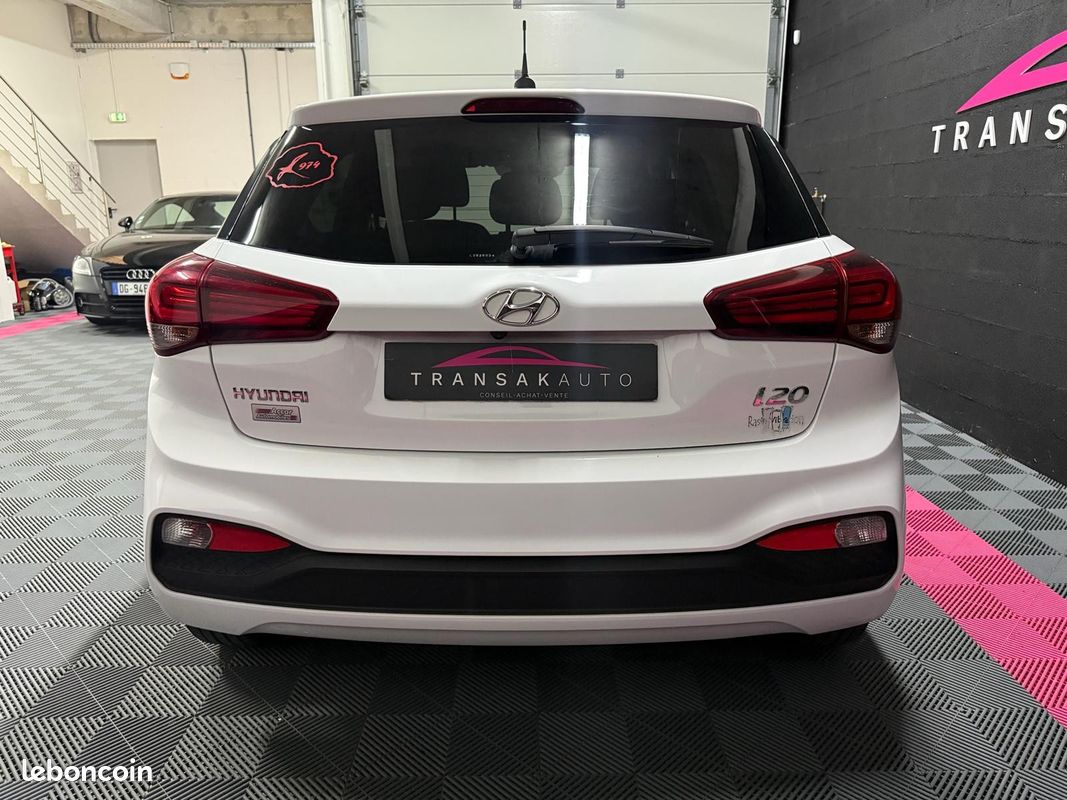 HYUNDAI i20 1.2 84 Intuitive (image 7)