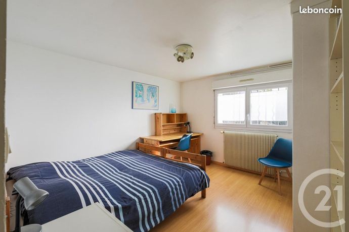 Maison 9 pièces 220 m² — 14