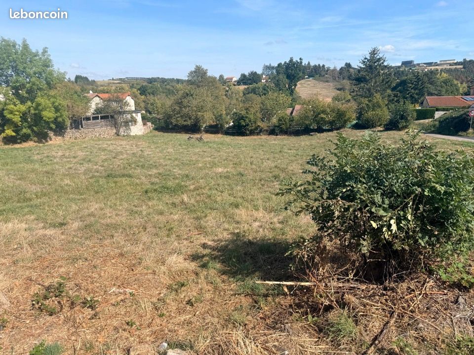 Terrain 550 m² · à Monistrol-sur-Loire · 65 000 €