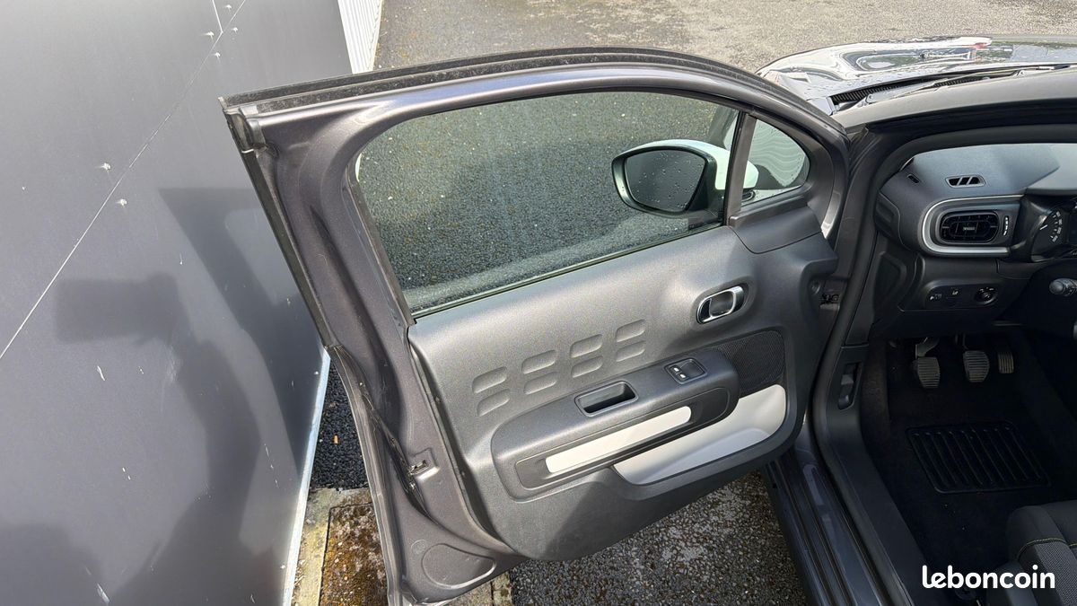 CITROEN C3 PureTech 83 S&S BVM5 YOU (image 28)