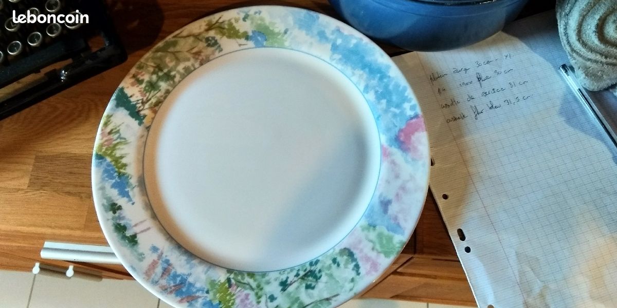Assiette fleurie (image 1)