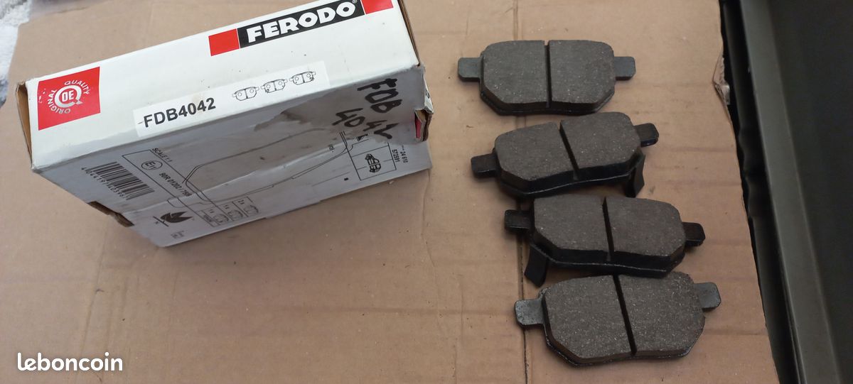 Plaquettes de frein arrière FERODO FDB 4042 Aston-Martin, Subaru, Toyota (image 3)