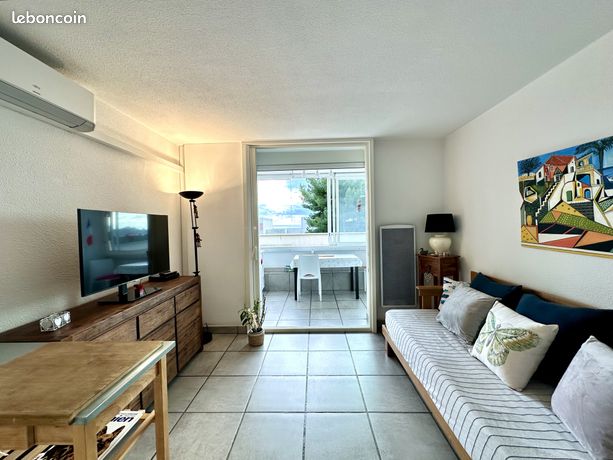 Studio 1 pièce 26 m²