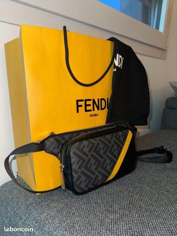 Marque Fendi Banane Fendi Homme Sac Banane Fendi Pour Homme Avec