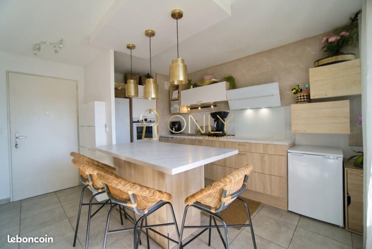 Appartement 3 pièces 57 m² · à Vaulx-en-Velin · 57 m² · 190 000 €