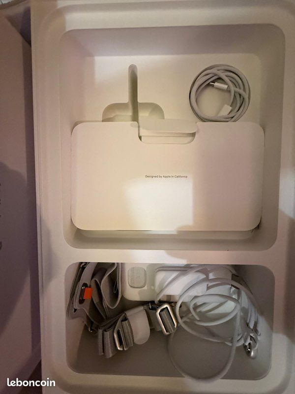 Apple vision pro (image 1)