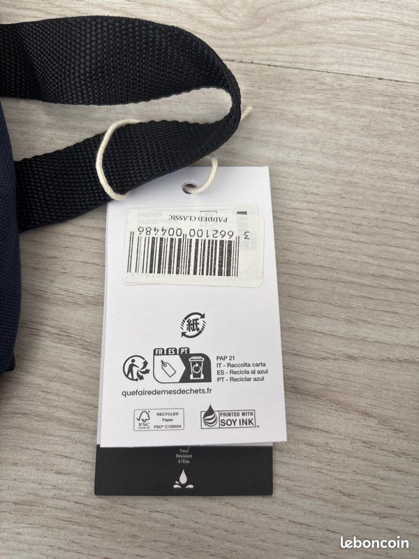Sac eastpak bleu foncé (image 5)