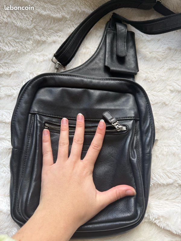 Sacoche Besace sac à bandoulière TEXIER tout cuir vintage très