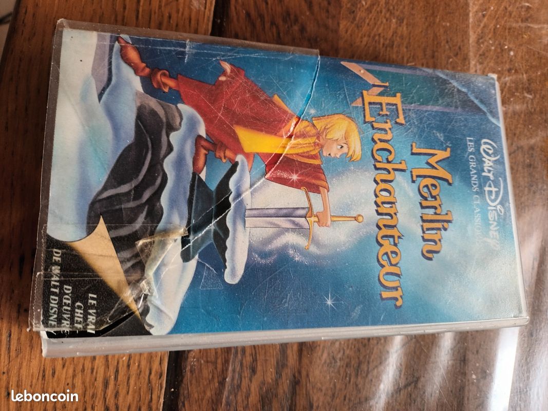 Cassette video merlin l enchanteur (image 1)