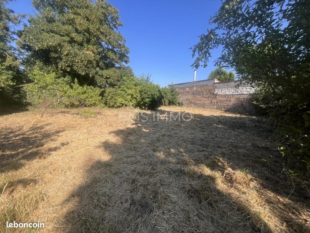 Terrain 1 019 m² Fretin · 199 500 €