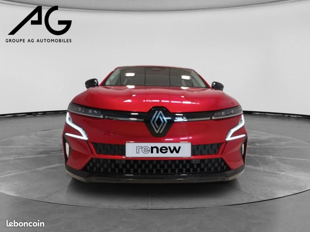 Renault Mégane E-TECH EV60 220 ch super charge Equilibre (image 8)