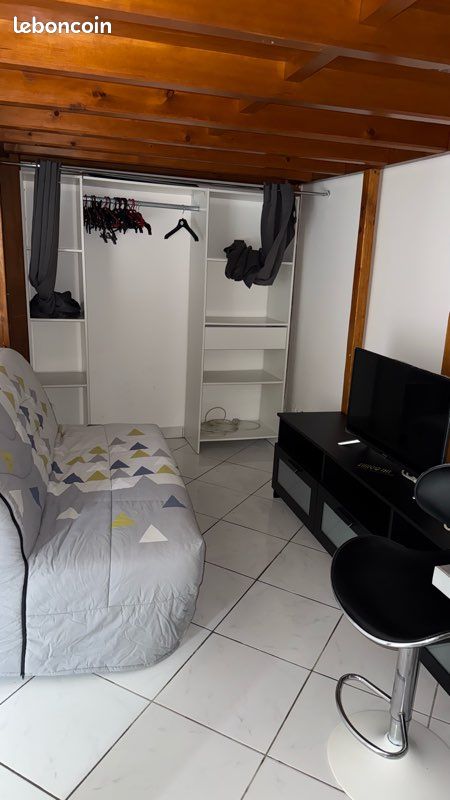 Appartement 1 pièce 30 m² · à Saint-Didier-au-Mont-d'Or · 30 m² · 650 €/mois