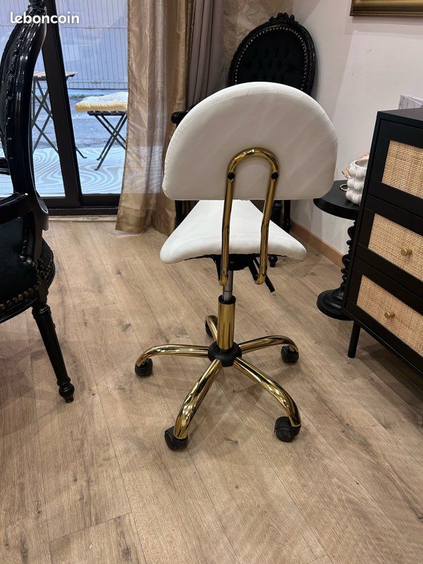 Fauteuil (image 4)