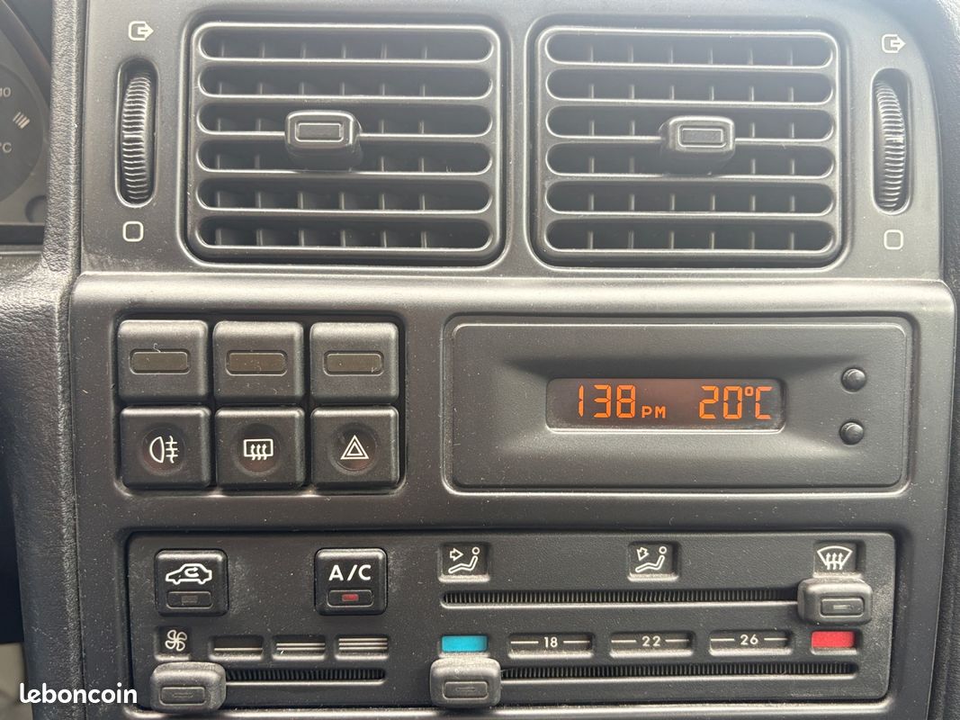 PEUGEOT 405 II SRI SIGNATUR AUTOMATIQUE CUIR CHAUFFANTS 123Ch Garantie 12 mois (image 23)
