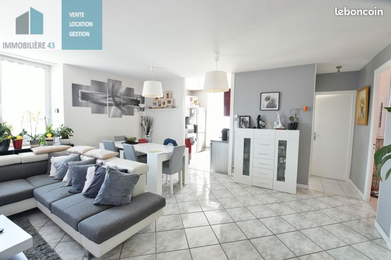 Appartement 3 pièces 75 m² · à Saint-Christophe-sur-Dolaizon · 75 m² · 530 €/mois