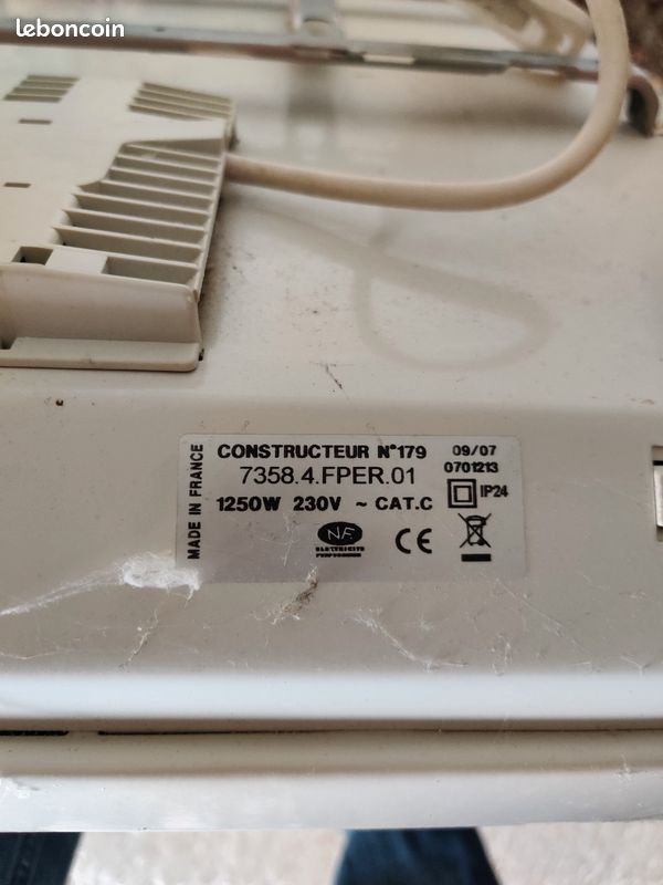 Radiateur noirot 1250W (image 3)