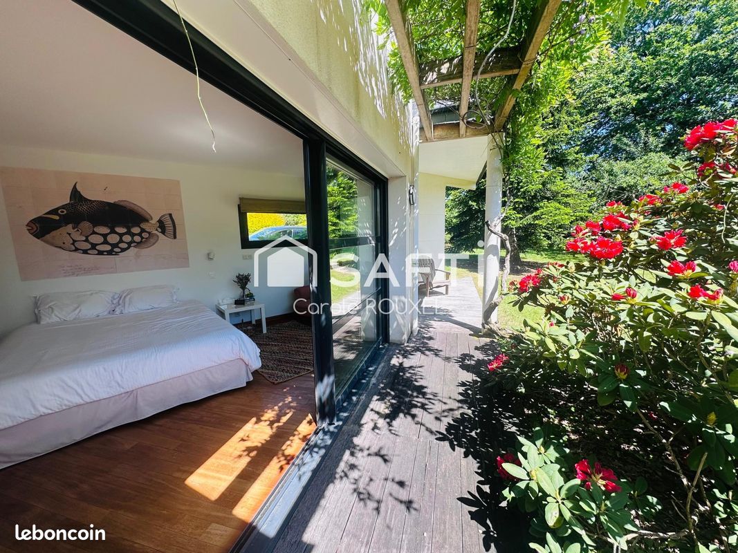 Villa 8 pièces 220 m² (image 10)