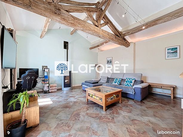 Maison 8 pièces 212 m²