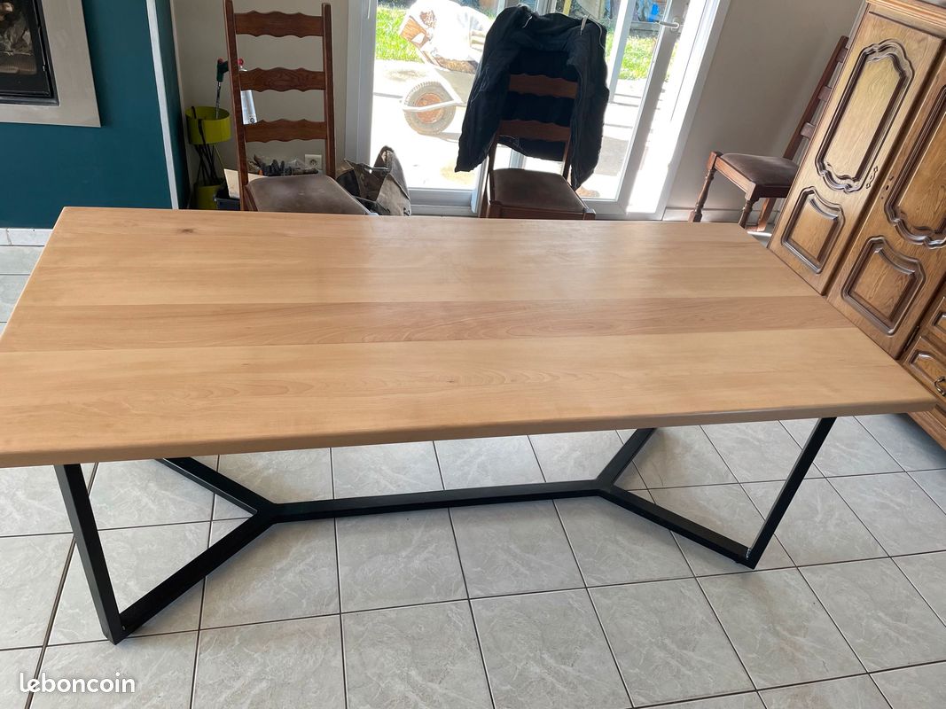 Table en hêtre macif (image 3)