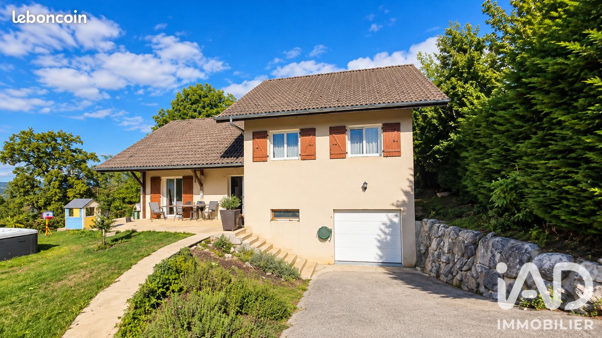 Maison 4 pièces 88 m² · à Fillière · 88 m² · 540 000 €
