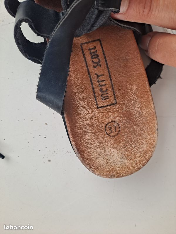 Sandales Merry Scott cuir noir 37 Chaussures