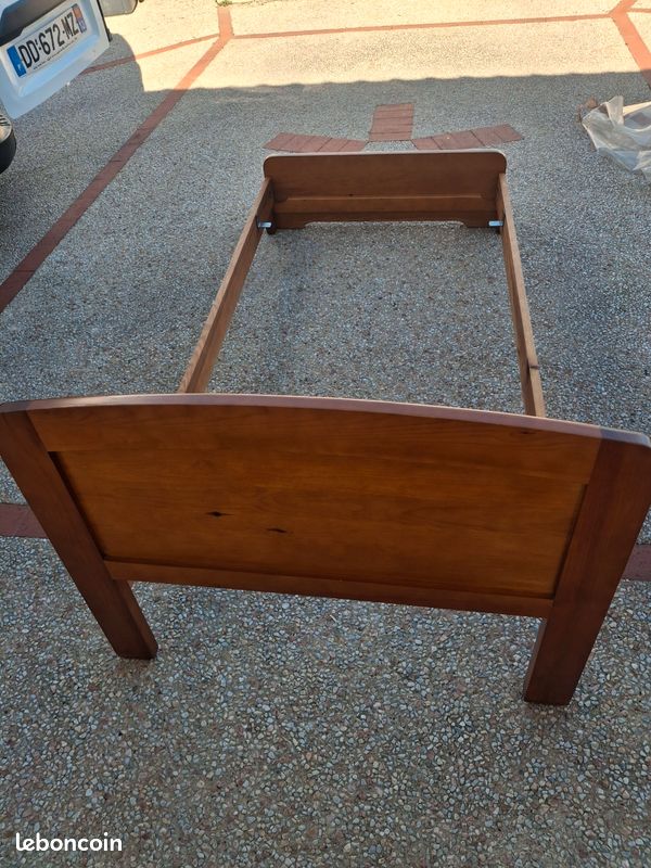 Lit enfant bois massif peint 90x190 (image 1)