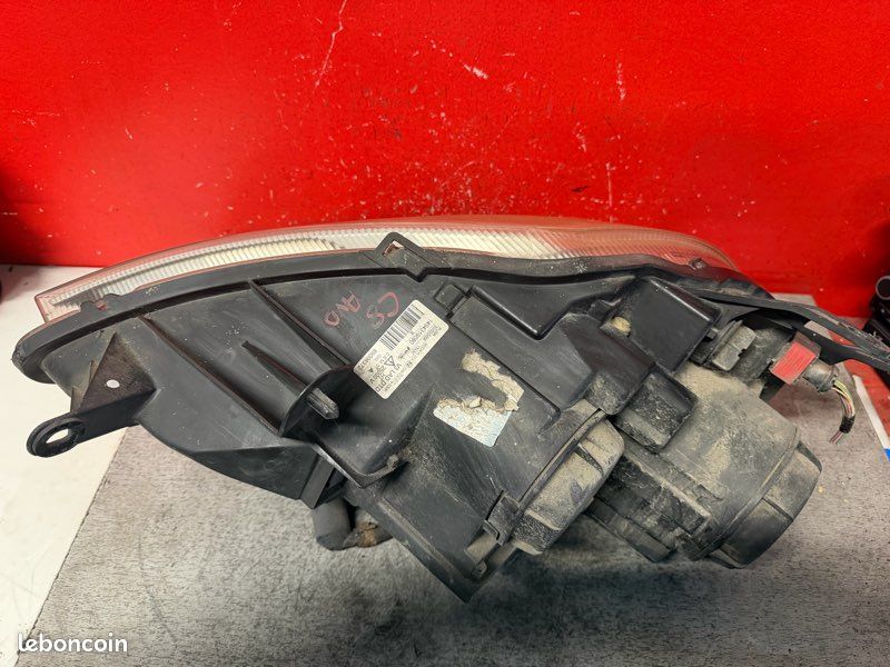 Phare avant droit Citroën C8 xénon (image 2)