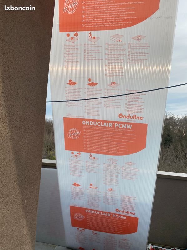 2 Plaques de polycarbonate NEUFS 3000mm x 980mm x 16 (image 1)