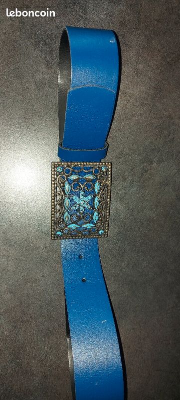 Ceinture bleue TBE 5 euros (image 1)