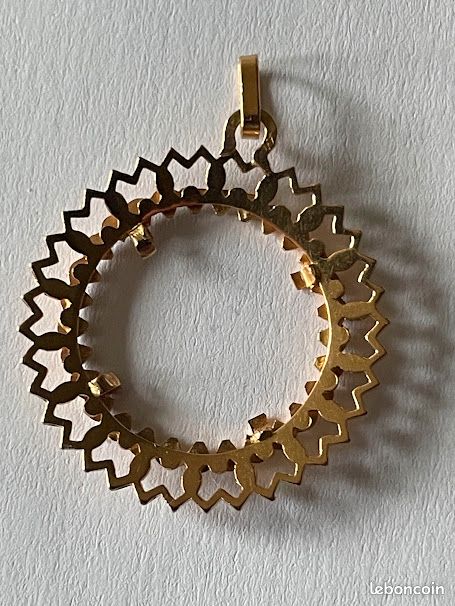 Pendentif pièce or 18 carats porte pièce or Superbe (image 2)