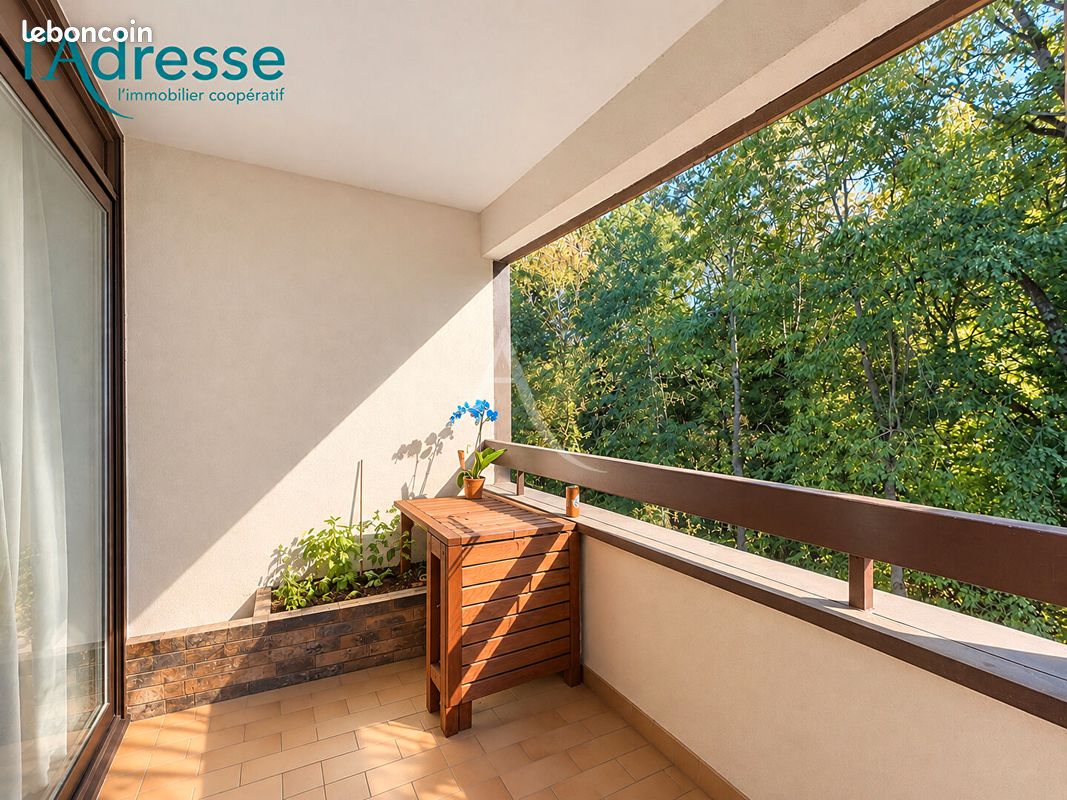 Appartement 1 pièce 9 m² · à Champs-sur-Marne · 9 m² · 470 €/mois