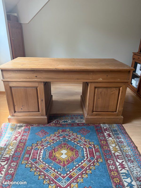 Bureau en pin massif (image 2)
