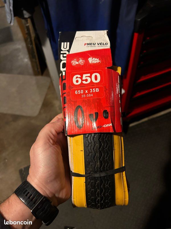 ECOVELO 1 Pneu 26 X 1 1/2 (35-584) Noir Pour Ville, Route, Adulte