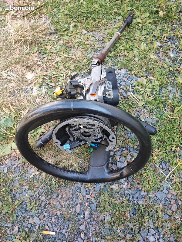 Volant avec Comodo tout complet (image 1)