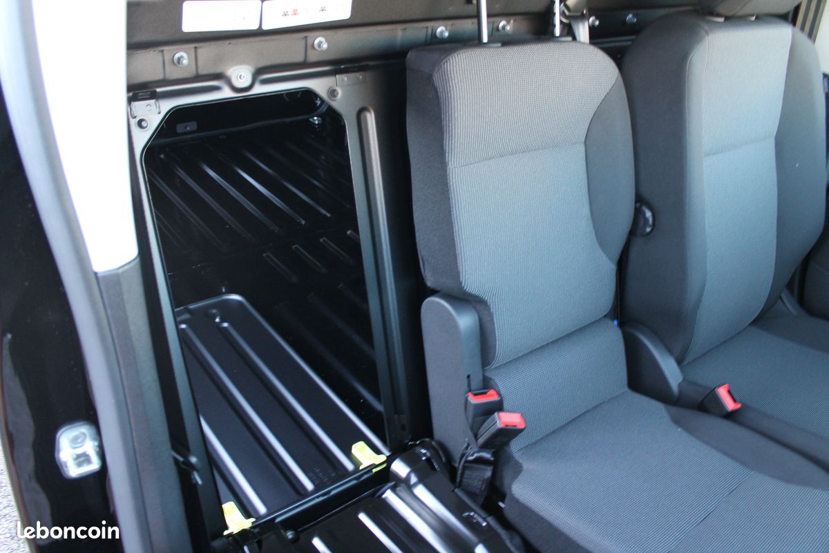 Citroën Berlingo III (2) Van Taille M 650KG Blue-HDI 130 S&S EAT8 , Caméra de recul, Android auto, Cabine extenso 10 Kilomètres 19 800 Hors taxe (image 7)