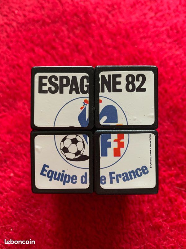 Rubik's Cube Coupe du Monde 82 blister - Jeux & Jouets