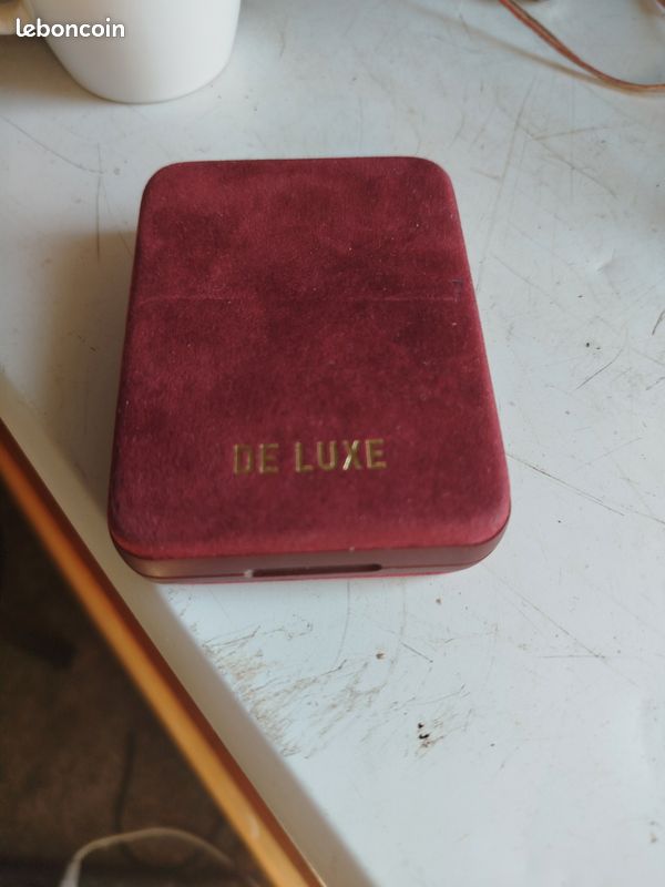 Ancienne boite a bijoux marque de luxe (image 1)