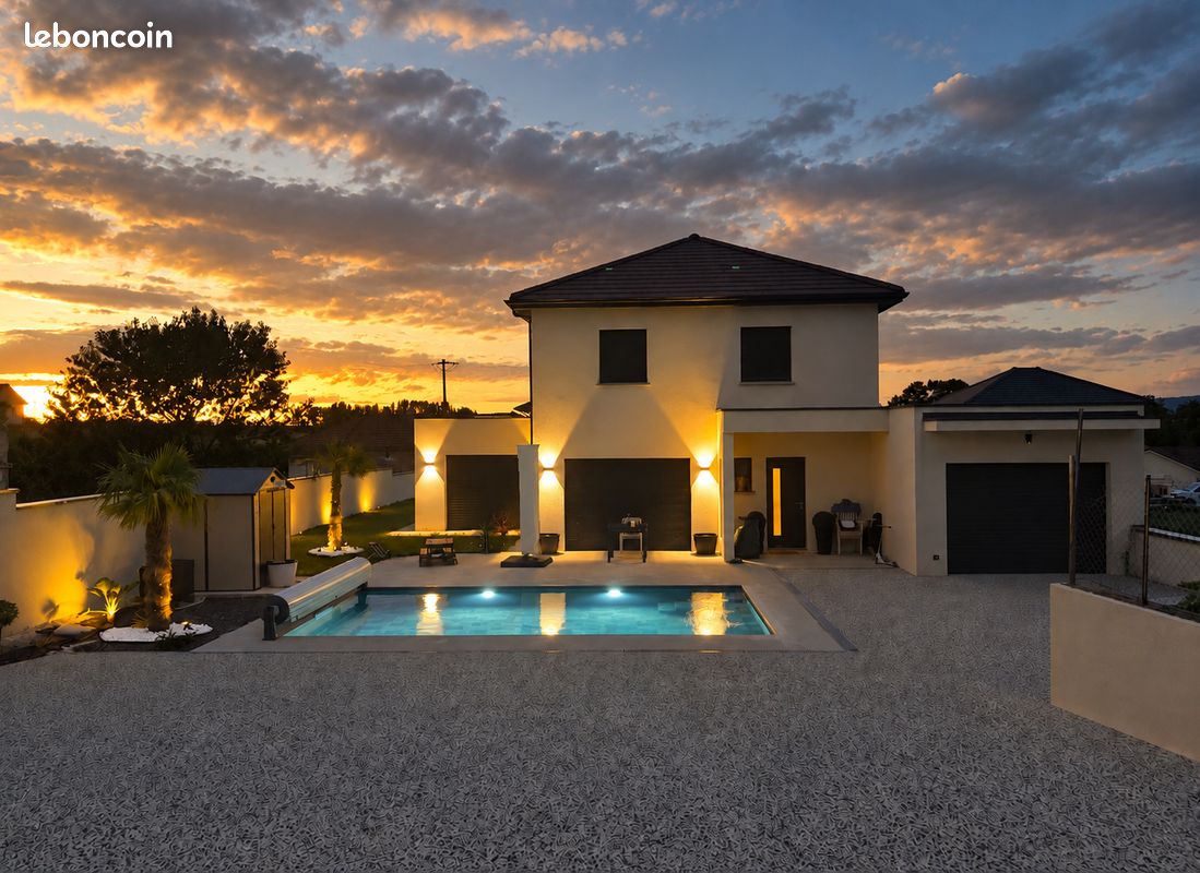 Maison 5 pièces 147 m² · à La Chapelle-de-la-Tour · 147 m² · 529 000 €
