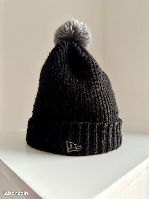 New Era - Bonnet à Pompon en noir (image 6)