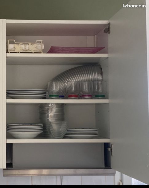 Meuble mural avec hotte de cuisine IKEA très bon état (image 1)