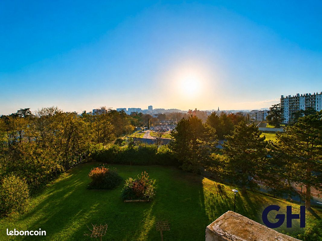 Appartement 3 pièces 81 m² · à Caluire-Et-Cuire · 81 m² · 280 000 €
