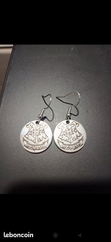 Boucles d'oreilles Harry Potter blason de Poudlard (image 1)