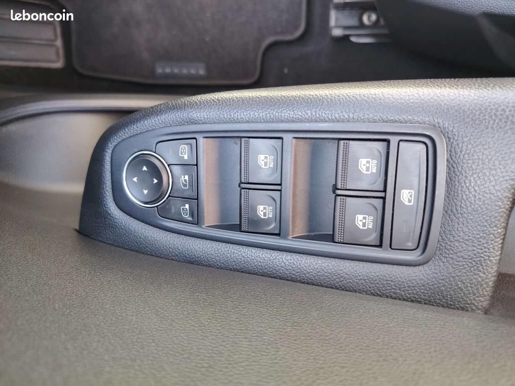 RENAULT ARKANA EVOLUTION 1.6 E-Tech Hybride 145ch BVA (image 13)