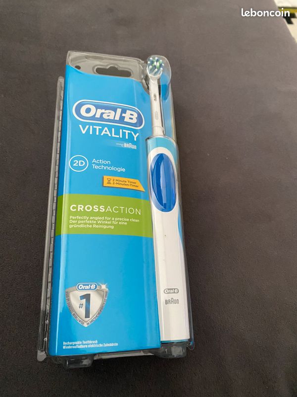 Brosse à dents électrique OralB (image 1)
