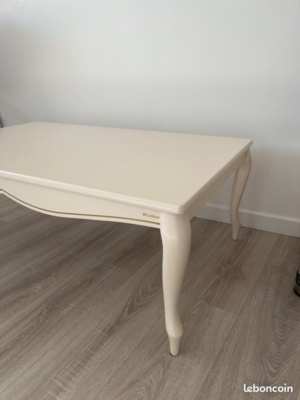 Table beige (image 2)
