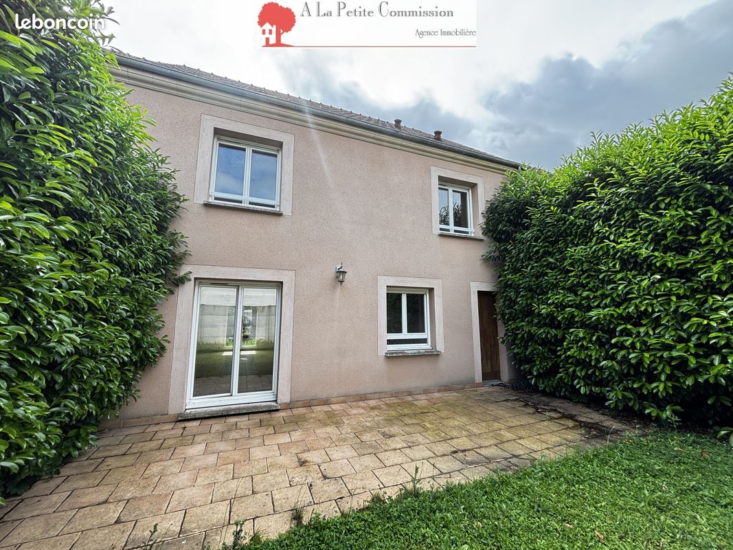Maison 5 pièces 126 m² · à Lèves · 126 m² · 229 900 €