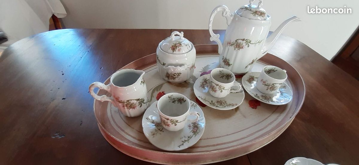 Service à café en porcelaine fine de Limoges-25 pièces (image 7)